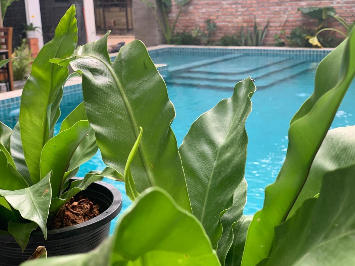 The J Break Boutique Hotel Kampot Kültér fotó