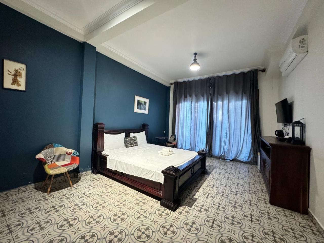 The J Break Boutique Hotel Kampot Kültér fotó