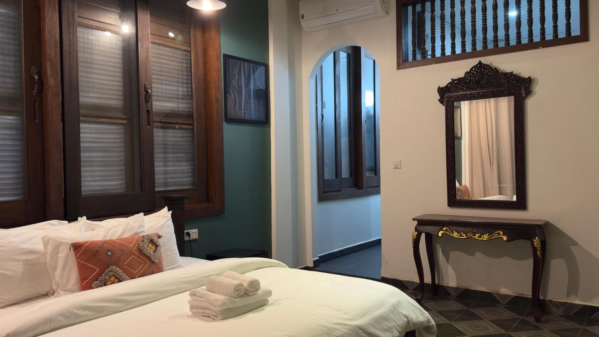 The J Break Boutique Hotel Kampot Kültér fotó