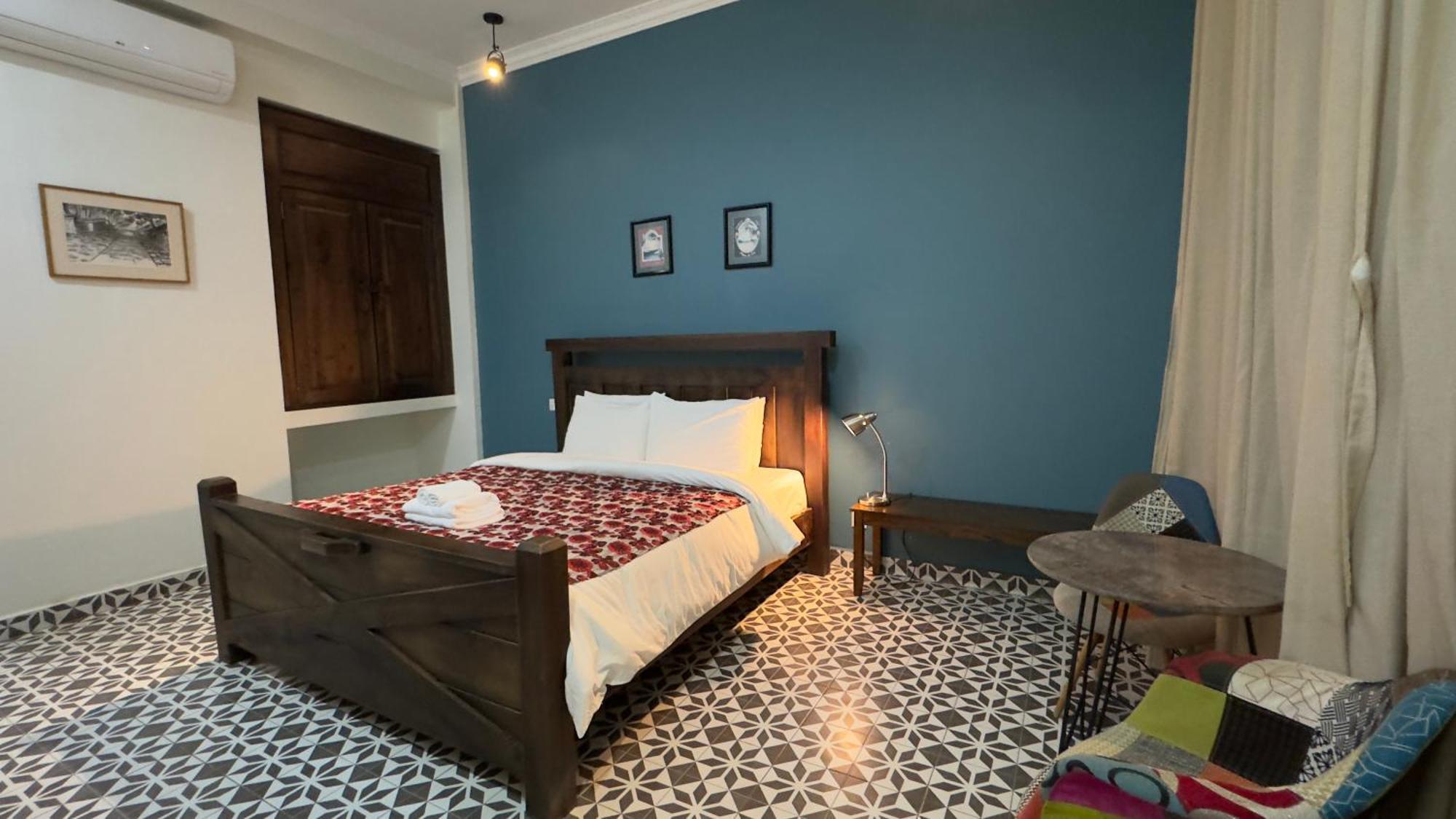 The J Break Boutique Hotel Kampot Kültér fotó