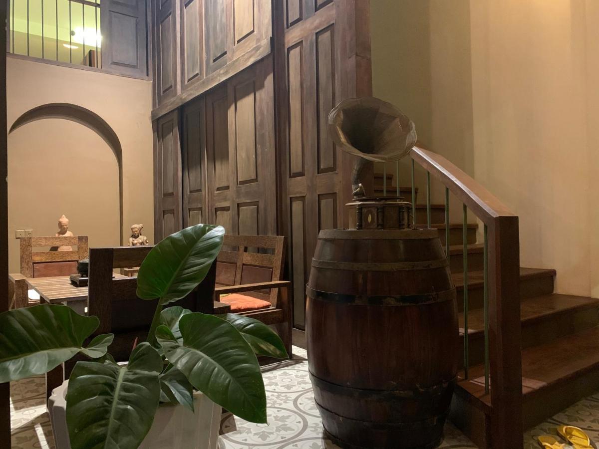 The J Break Boutique Hotel Kampot Kültér fotó