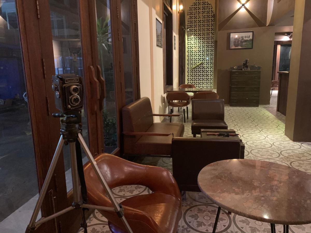 The J Break Boutique Hotel Kampot Kültér fotó